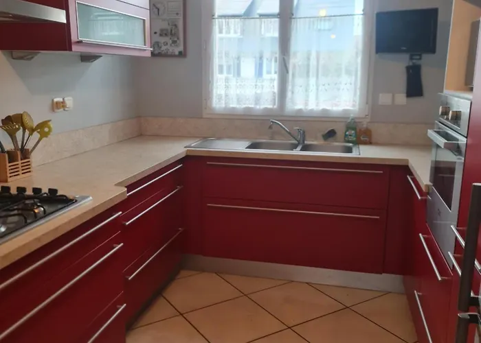 Casa de Férias Maison Au Mans Pour Les 24h