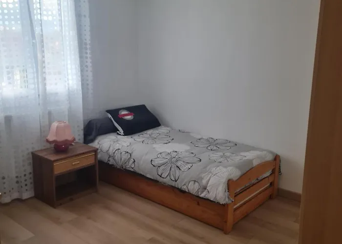 Maison Au Mans Pour Les 24h Casa de Férias *